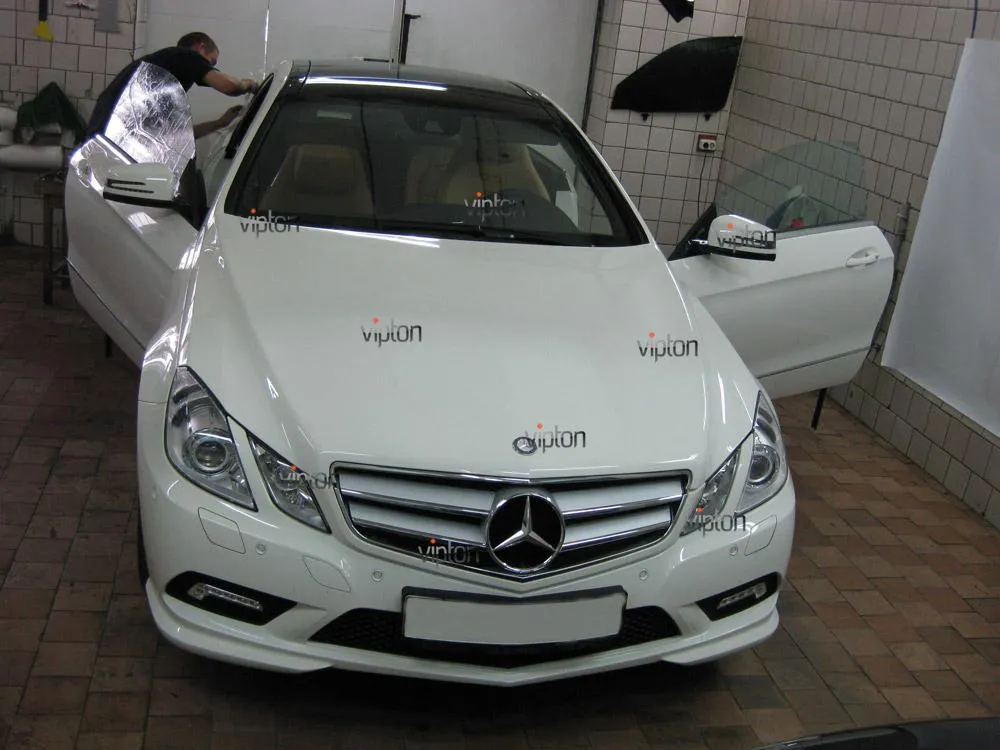 Mercedes-Benz E250