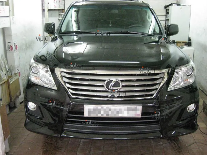Автомобиль Lexus LX 570 / Нанесение антигравийной пленки VENTURESHIELD. 5 Автомобиль Lexus LX 570 / Нанесение антигравийной пленки VENTURESHIELD. 5