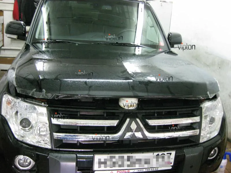 Автомобиль Mitsubishi Pajero. / анесение антигравийной пленки VENTURESHIELD. 5 Автомобиль Mitsubishi Pajero. / анесение антигравийной пленки VENTURESHIELD. 5