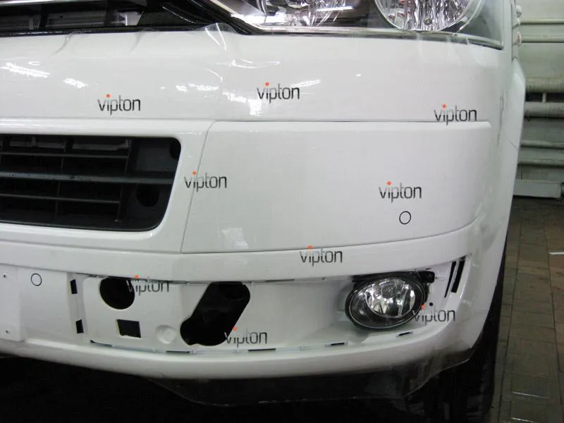 Автомобиль Volkswagen Multivan. / Нанесение антигравийной пленки VENTURESHIELD. 3 Автомобиль Volkswagen Multivan. / Нанесение антигравийной пленки VENTURESHIELD. 3