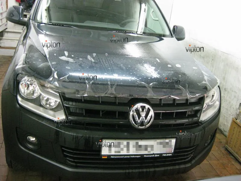 Автомобиль Volkswagen Amarok. / Нанесение антигравийной пленки VENTURESHIELD. 2 Автомобиль Volkswagen Amarok. / Нанесение антигравийной пленки VENTURESHIELD. 2