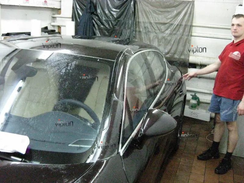 Автомобиль Porsche Panamera / Нанесение антигравийной пленки VENTURESHIELD.