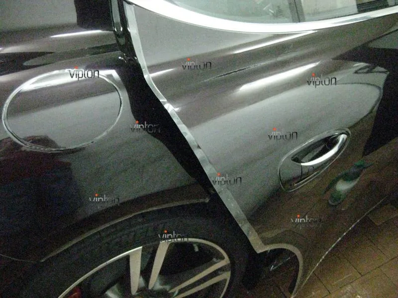 Автомобиль Porsche Panamera / Нанесение антигравийной пленки VENTURESHIELD. 7 Автомобиль Porsche Panamera / Нанесение антигравийной пленки VENTURESHIELD. 7