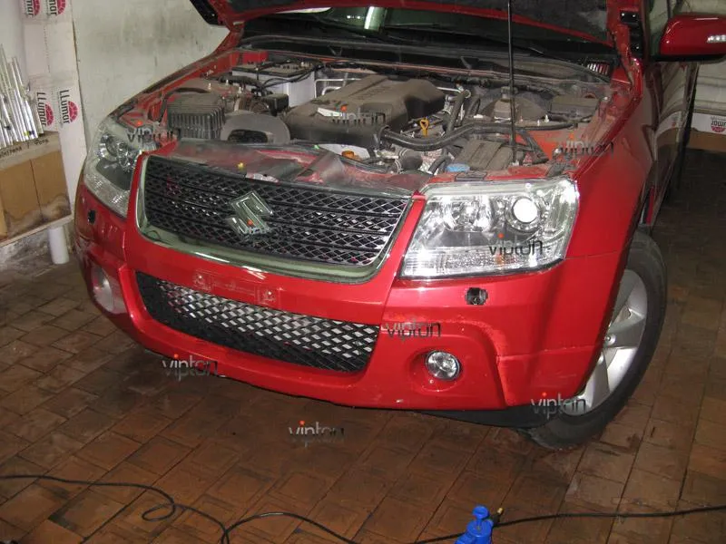 Автомобиль Suzuki Grand Vitara 3