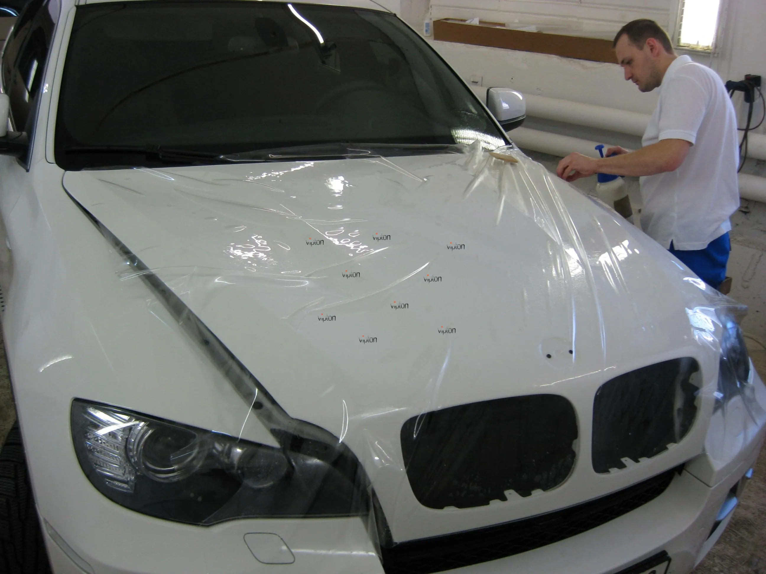 Автомобиль BMW Х6: антигравийная пленка