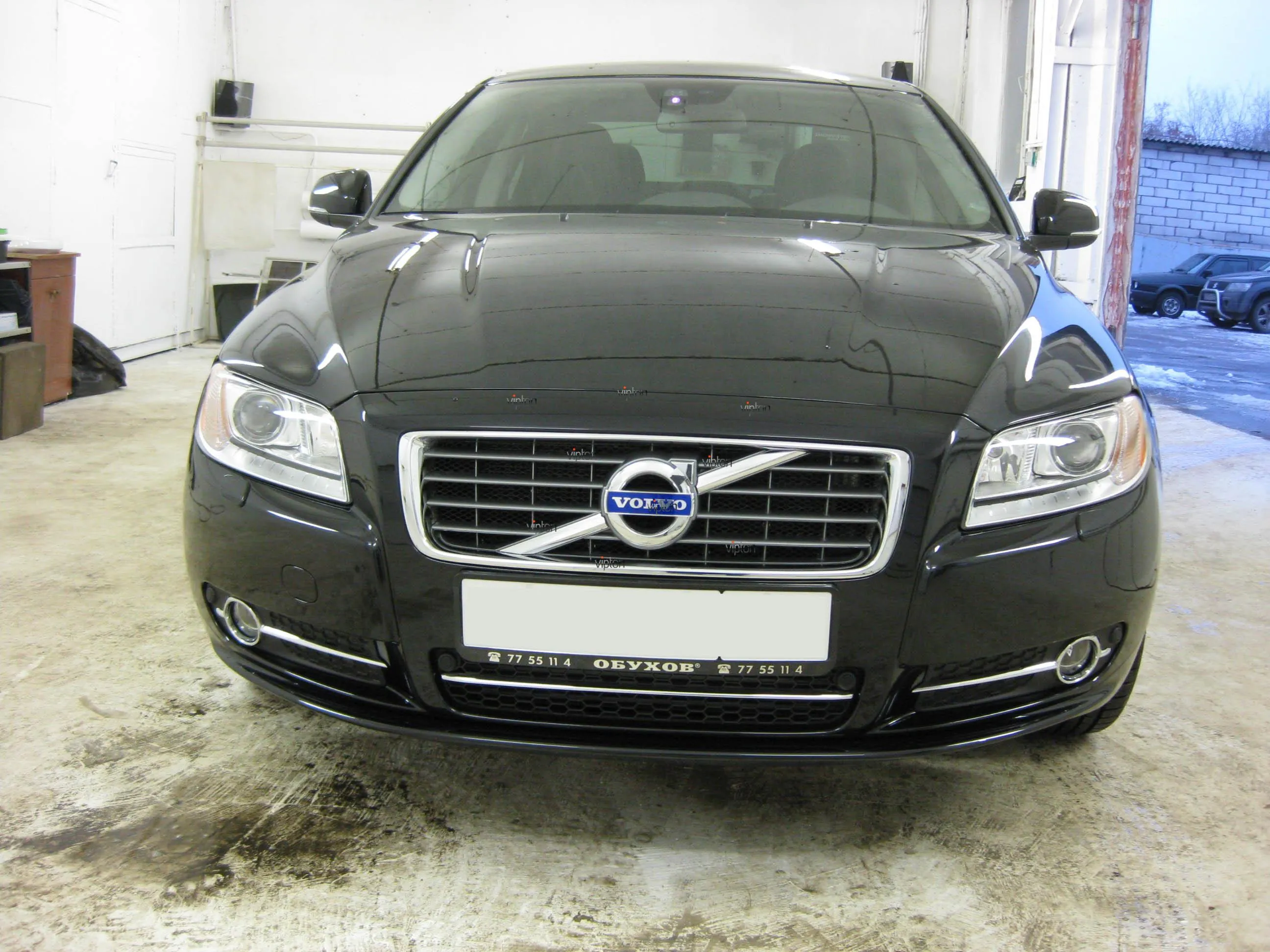Автомобиль Volvo S80