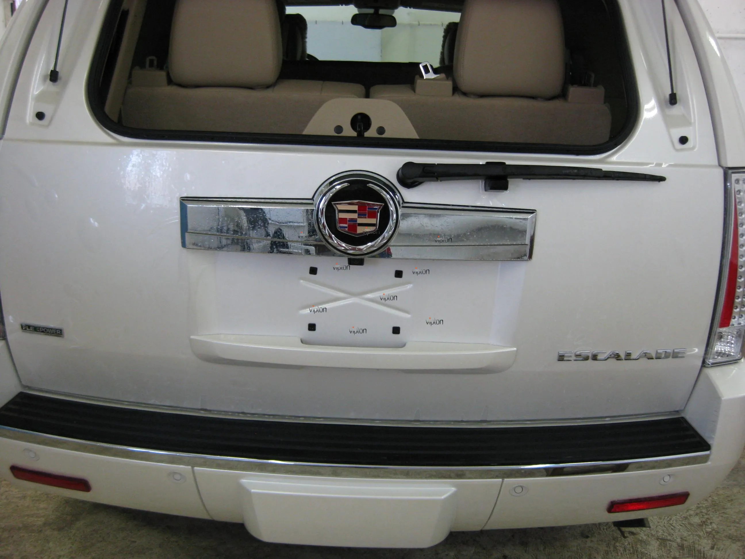 Автомобиль Cadillac Escalade 8 Автомобиль Cadillac Escalade 8