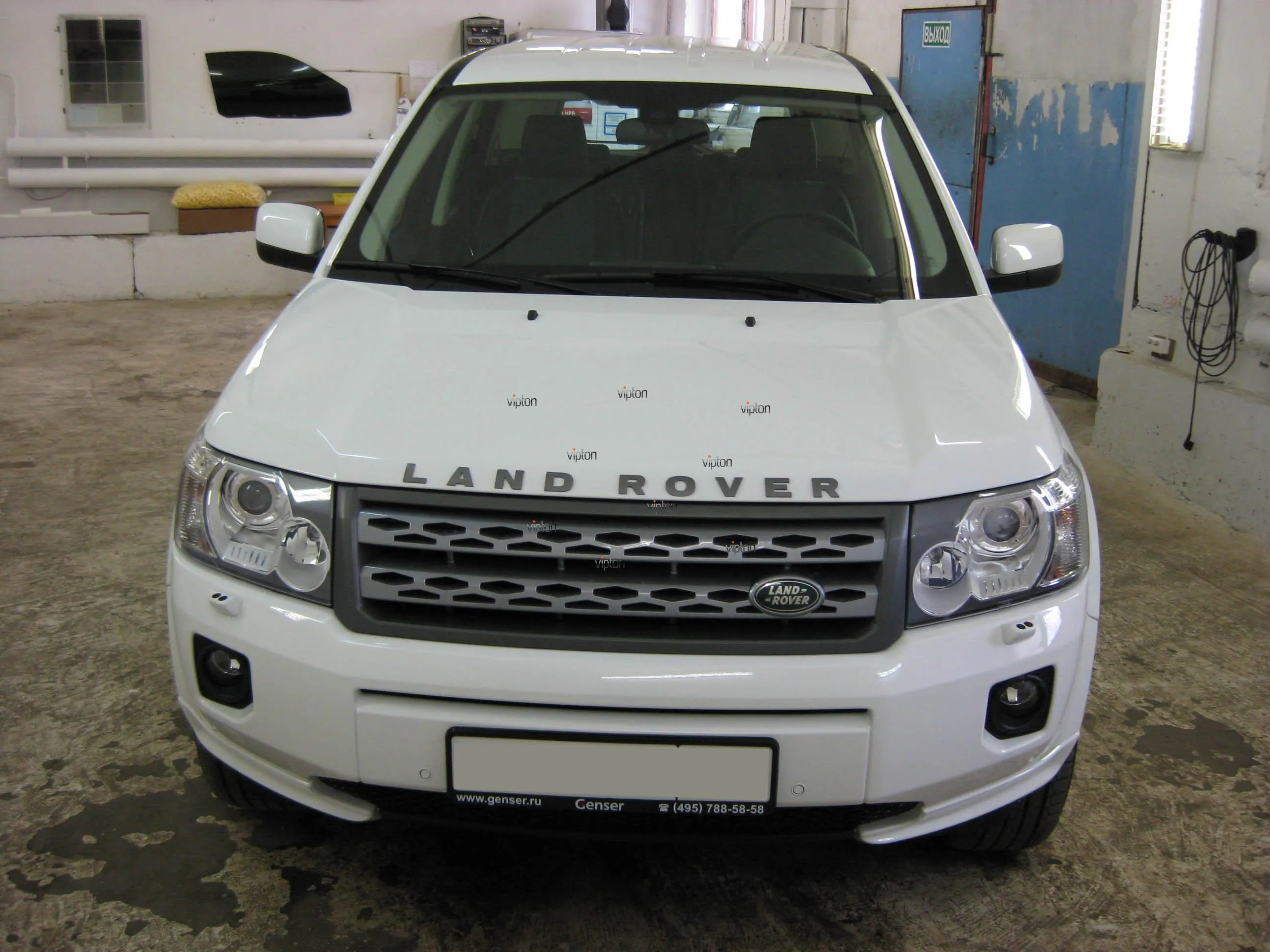 Автомобиль Land Rover Frilender