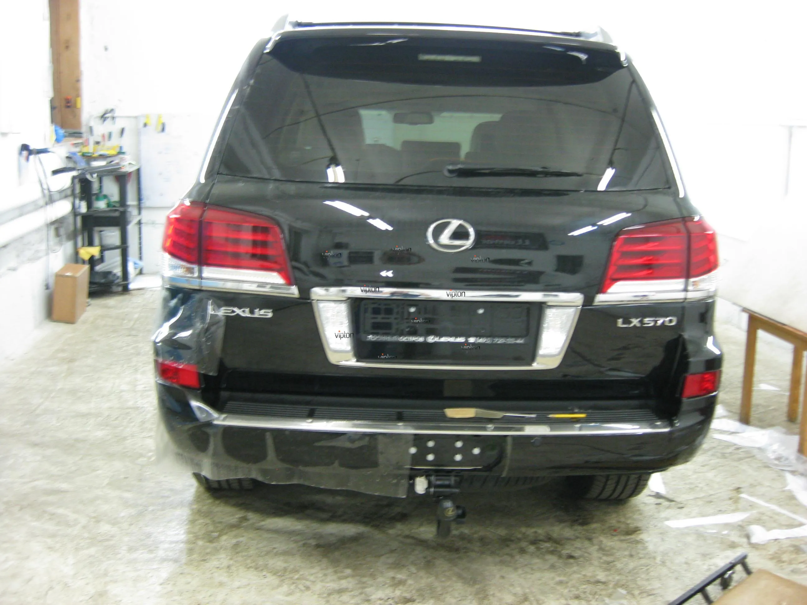 Автомобиль Lexus LX570 4 Автомобиль Lexus LX570 4