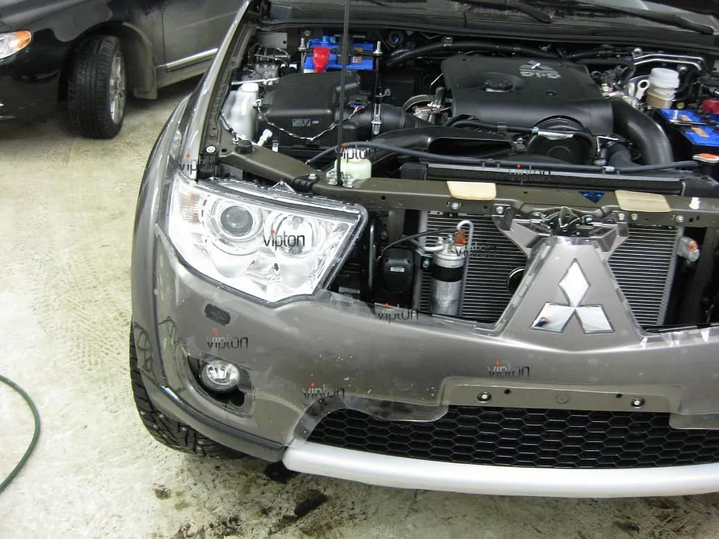 Автомобиль Mitsubishi Pajero Sport 9 Автомобиль Mitsubishi Pajero Sport 9