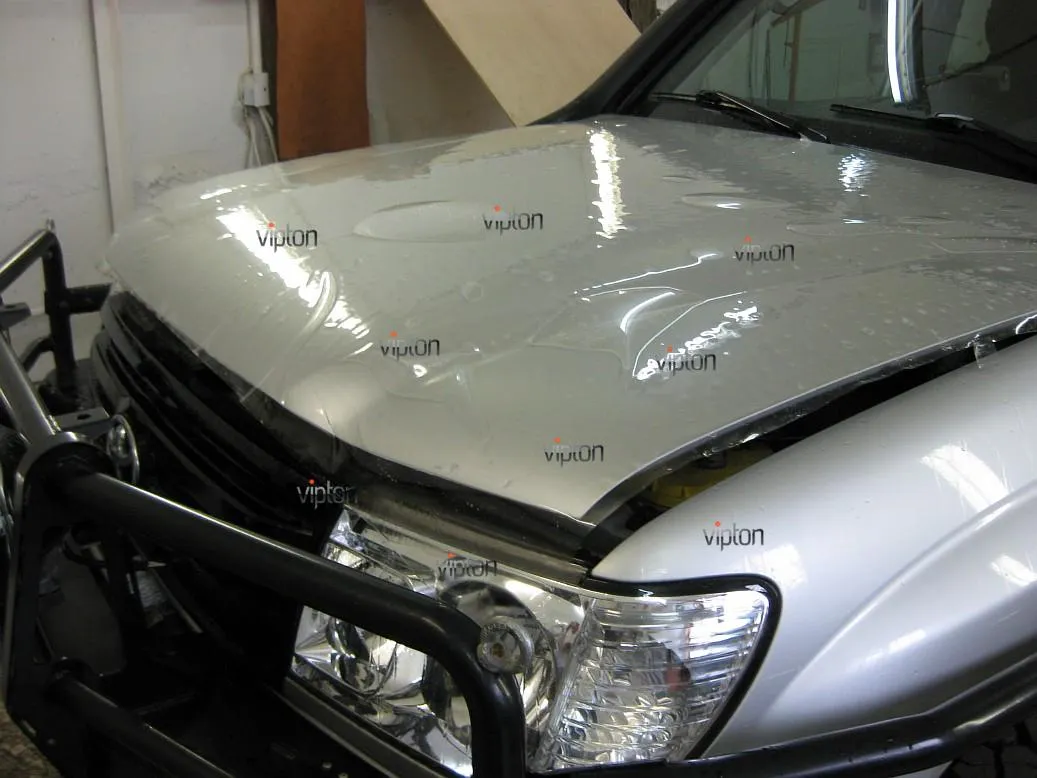Автомобиль Toyota Land  Cruiser 100