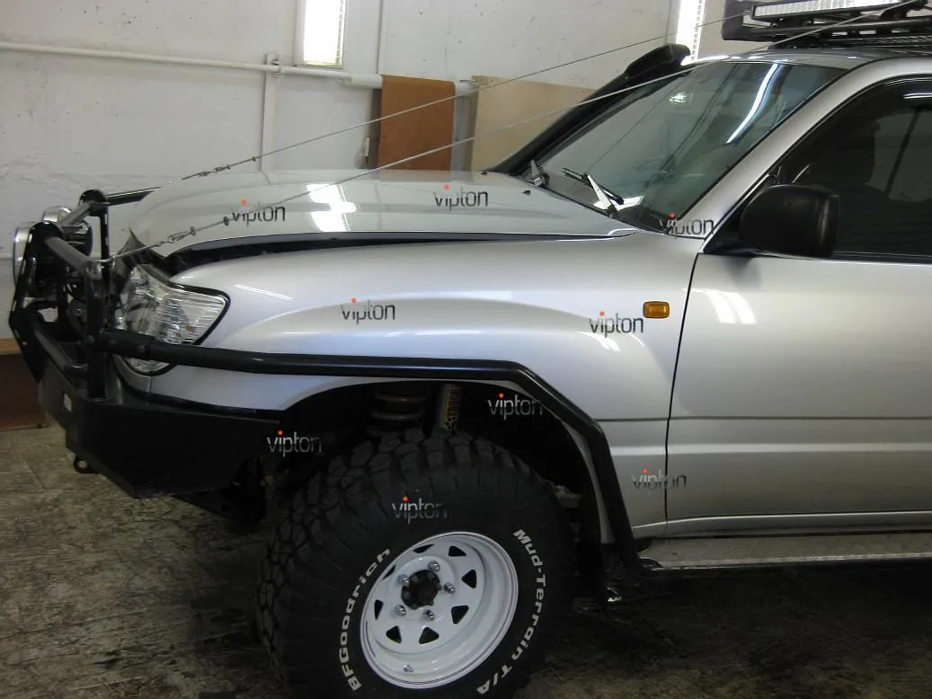 Автомобиль Toyota Land Cruiser 100 3 Автомобиль Toyota Land Cruiser 100 3