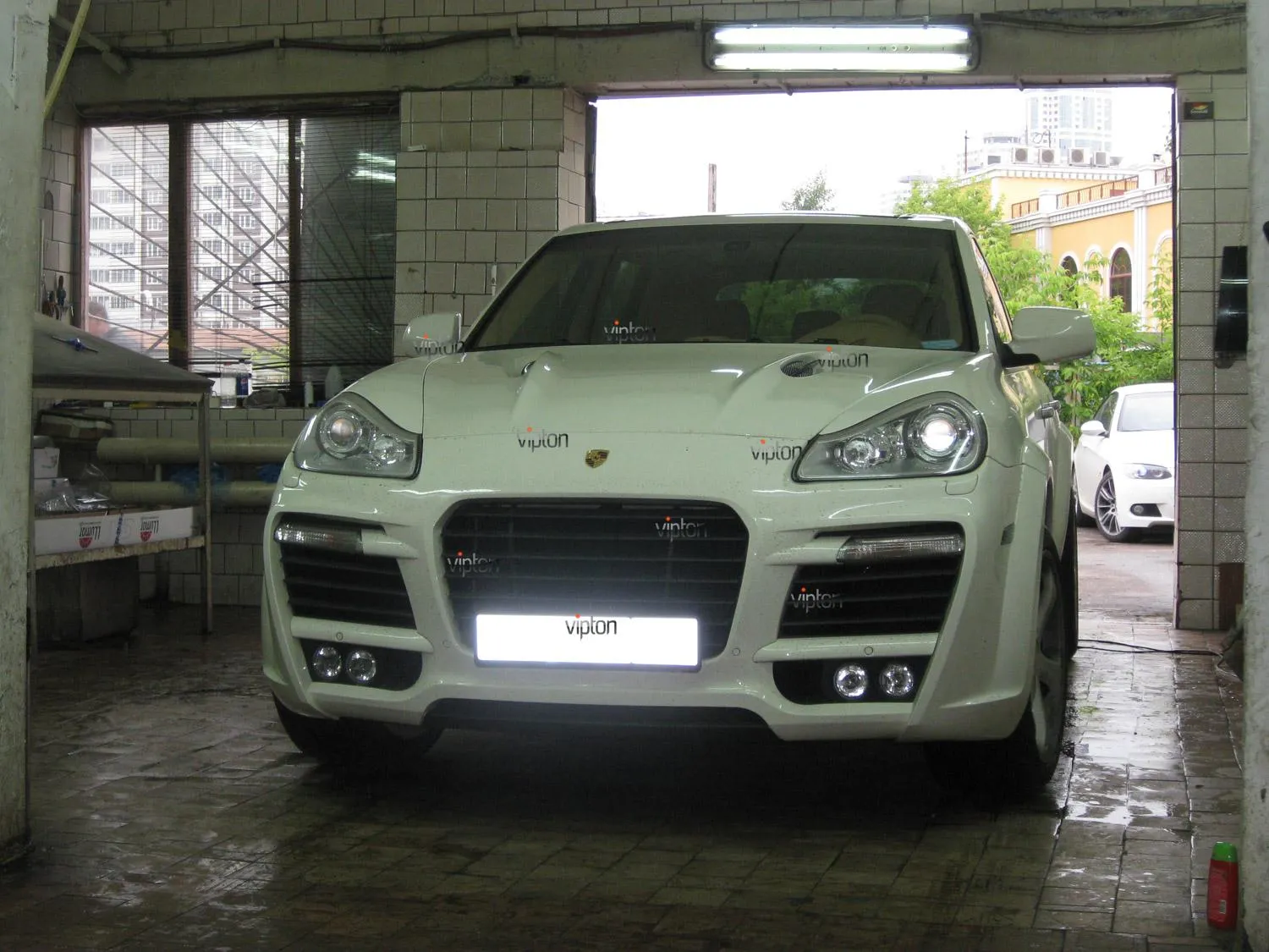 Porsche Cayenne Magnum