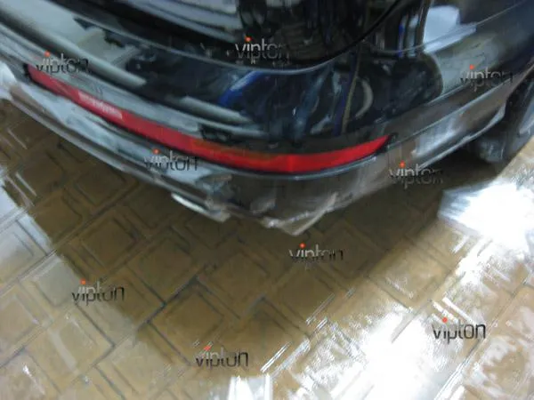 Автомобиль Audi Q7 / Нанесение антигравийной пленки VENTURESHIELD 9 Автомобиль Audi Q7 / Нанесение антигравийной пленки VENTURESHIELD 9