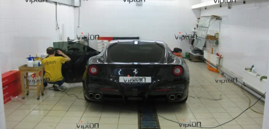 FERRARI 11 FERRARI 11