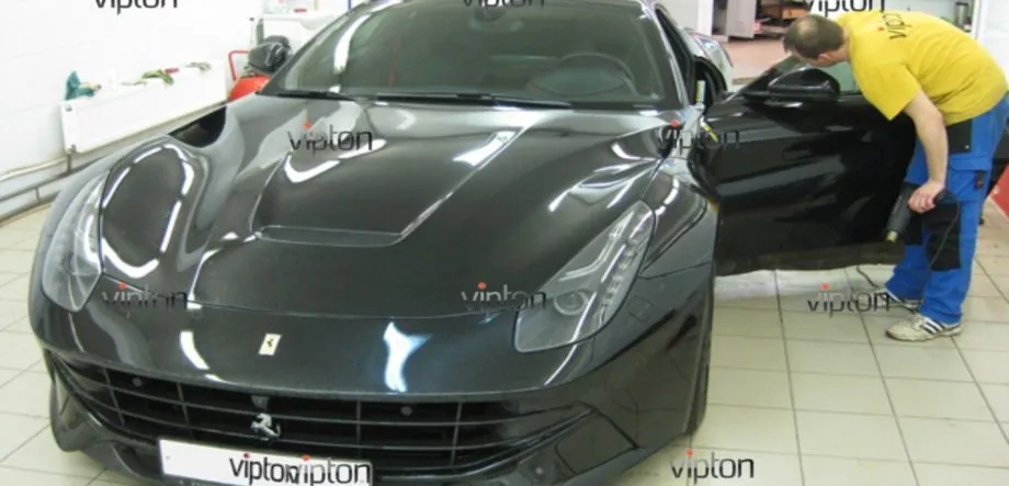 FERRARI 8 FERRARI 8