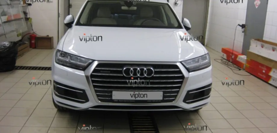 AUDI Q7: тонировка задней полусферы 1 AUDI Q7: тонировка задней полусферы 1