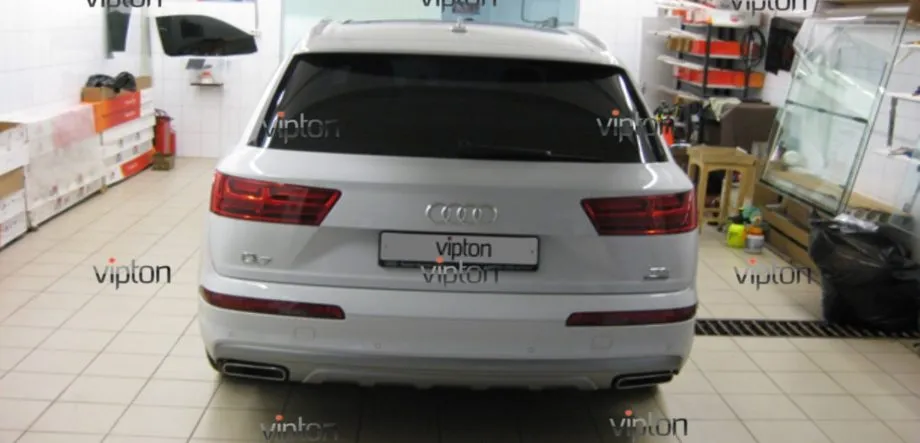 AUDI Q7: тонировка задней полусферы 3 AUDI Q7: тонировка задней полусферы 3
