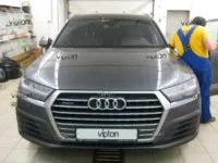 AUDI Q7: бронирование стекол