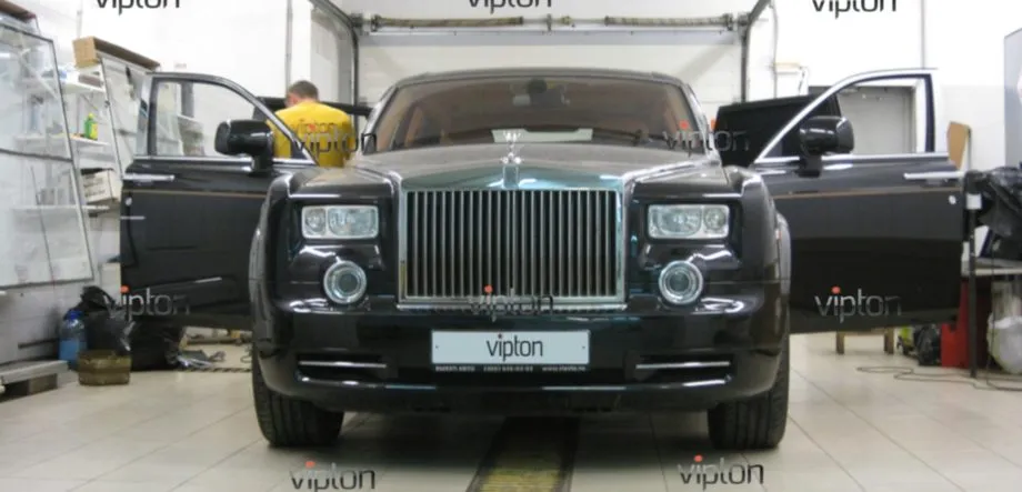ROLLS-ROYCE PHANTOM 4 ROLLS-ROYCE PHANTOM 4