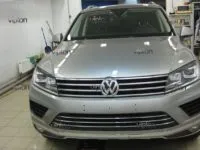 VW TIGUAN: антигравийная защита