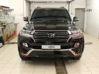 TOYOTA Land Cruiser 200: антигравийная защита пленкой