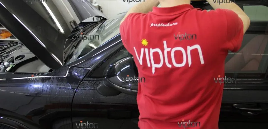 PORSHE CAYENNE: антигравийная защита пленкой LLUMAR GLOSS 1 PORSHE CAYENNE: антигравийная защита пленкой LLUMAR GLOSS 1
