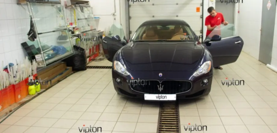 MASERATI Ghibli 6 MASERATI Ghibli 6