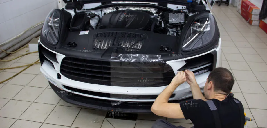 Porsche Macan Антигравийная пленка- LLumar PPF Gloss HC CA 1 Porsche Macan Антигравийная пленка- LLumar PPF Gloss HC CA 1