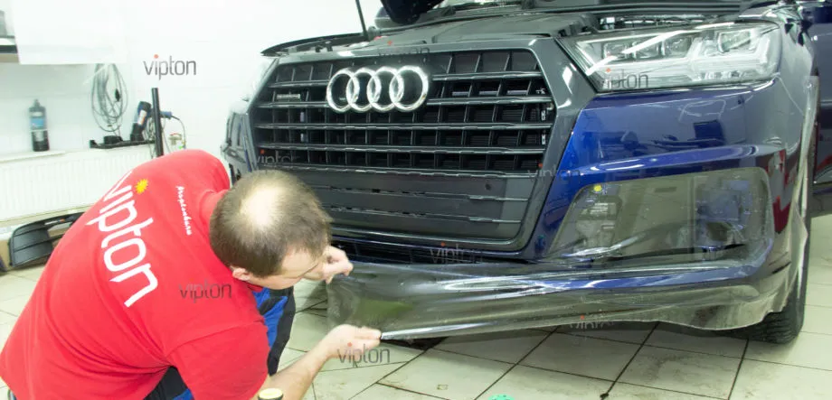 Audi Q7: Установка защитной антигравийной пленки LLUMAR GLOSS PPF 3 Audi Q7: Установка защитной антигравийной пленки LLUMAR GLOSS PPF 3