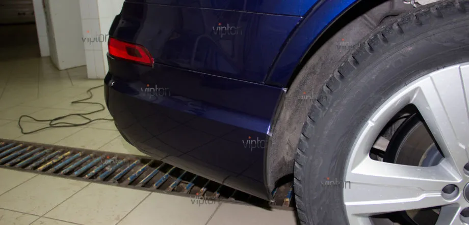 Audi Q7: Установка защитной антигравийной пленки LLUMAR GLOSS PPF 6 Audi Q7: Установка защитной антигравийной пленки LLUMAR GLOSS PPF 6