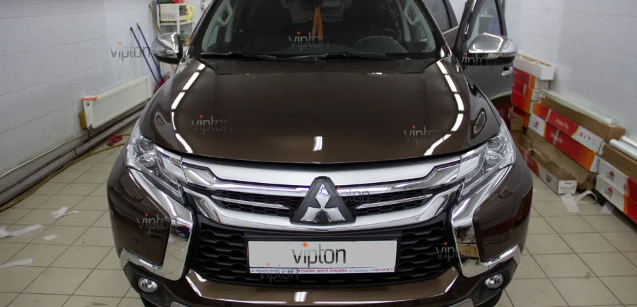 Mitsubishi Outlander: антигравийное покрытие SPARKS TOP 6 Mitsubishi Outlander: антигравийное покрытие SPARKS TOP 6