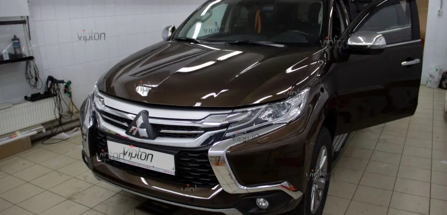 Mitsubishi Outlander: антигравийное покрытие SPARKS TOP 7 Mitsubishi Outlander: антигравийное покрытие SPARKS TOP 7