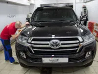TOYOTA Land Cruiser 200 LLUMAR PPF PLATINUM