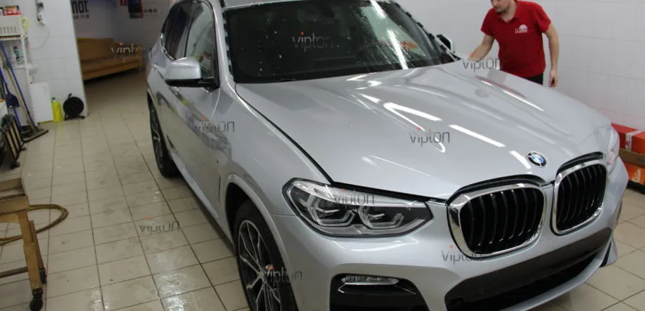 BMW X-3: Установка антигравийной полиуретановой пленки 1