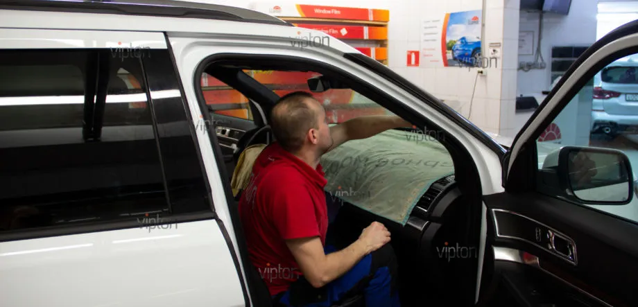 Ford Explorer: тонировка 3