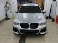 BMW X-3: Установка антигравийной полиуретановой пленки