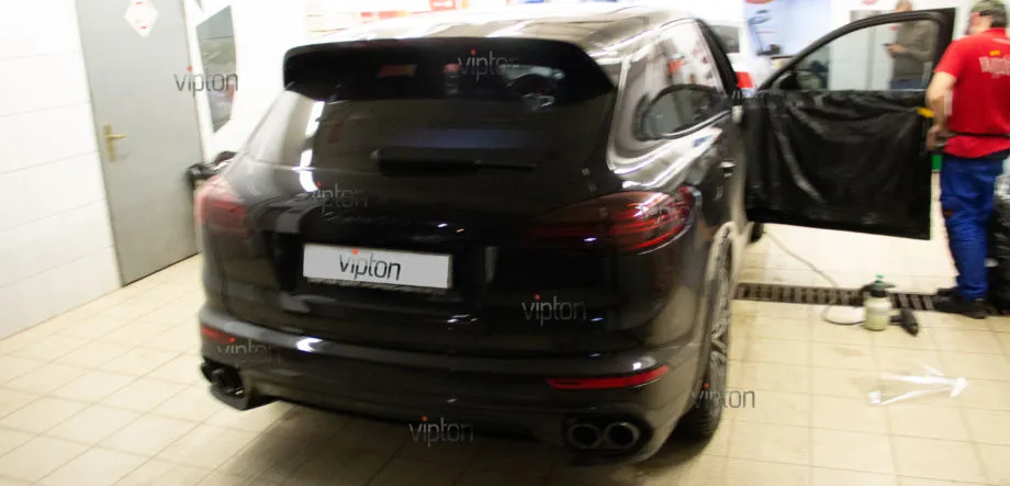 Porsche Cayenne:бронирование стекол 3