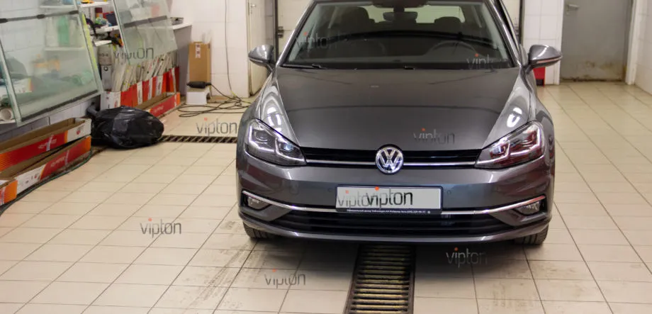Volkswagen Golf:LLumar S CL SR PS 4 1
