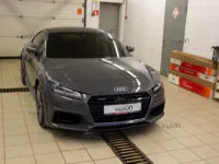 AUDI TT: Установка антигравийной пленки LLUMAR GLOSS