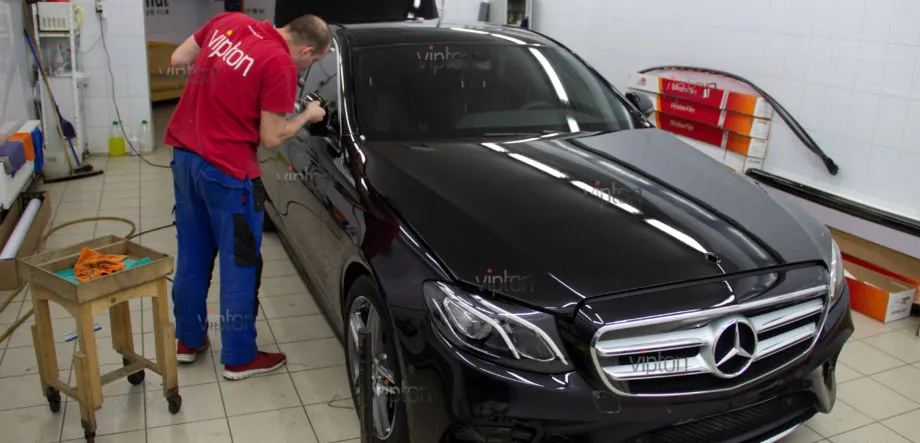 MERCEDES E-KLASS W-213 LLUMAR GLOSS PPF 6