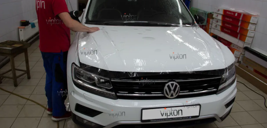 Volkswagen Tiguan Антигравийная защита 1 Volkswagen Tiguan Антигравийная защита 1