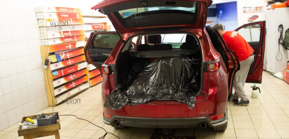 MAZDA CX-5:LLumar 4