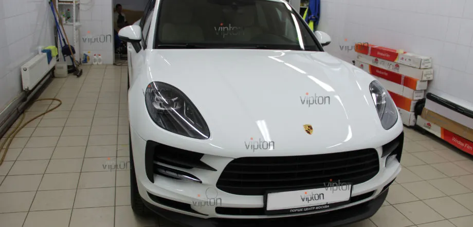 Porsche Macan Антигравийная пленка- LLumar PPF Gloss HC CA 10 Porsche Macan Антигравийная пленка- LLumar PPF Gloss HC CA 10