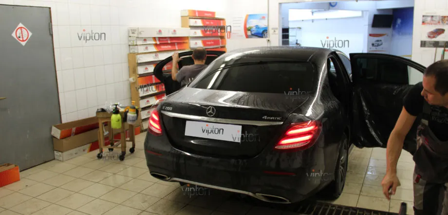 Mercedes-Benz E-klasse: тонировка 3