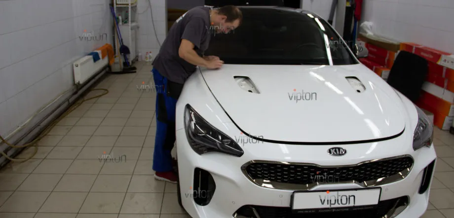 Kia Stinger: Антигравийная защита 7