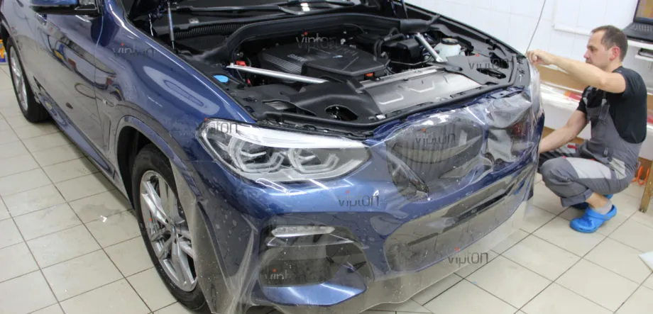 BMW X-3: LLUMAR GLOSS PPF 2