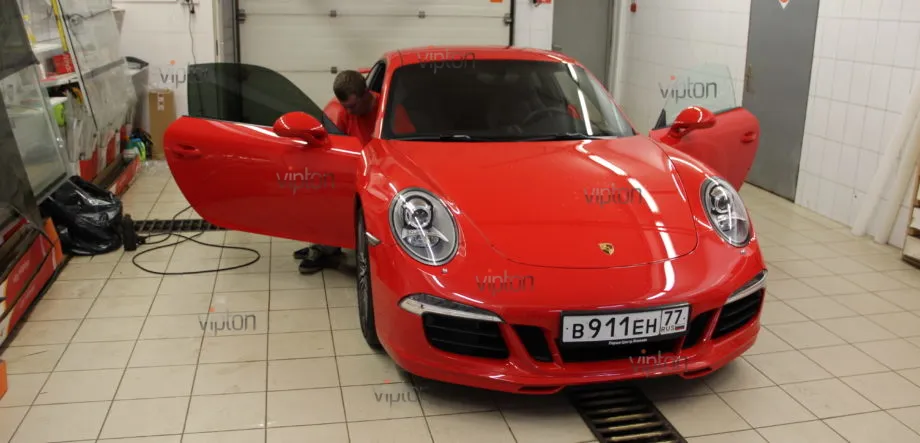 Porsche 911 Llumar ATR 15 CH SR HPR. 1 Porsche 911 Llumar ATR 15 CH SR HPR. 1