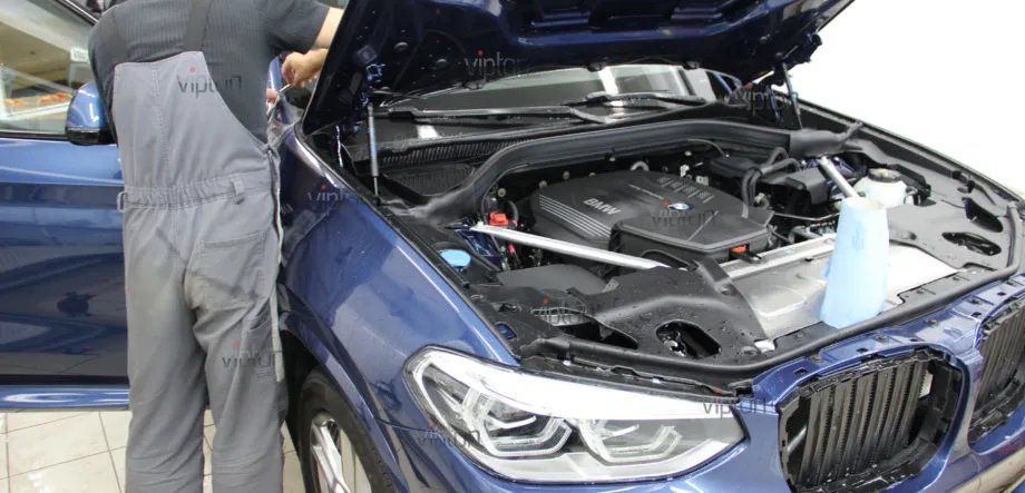 BMW X-3: LLUMAR GLOSS PPF 4