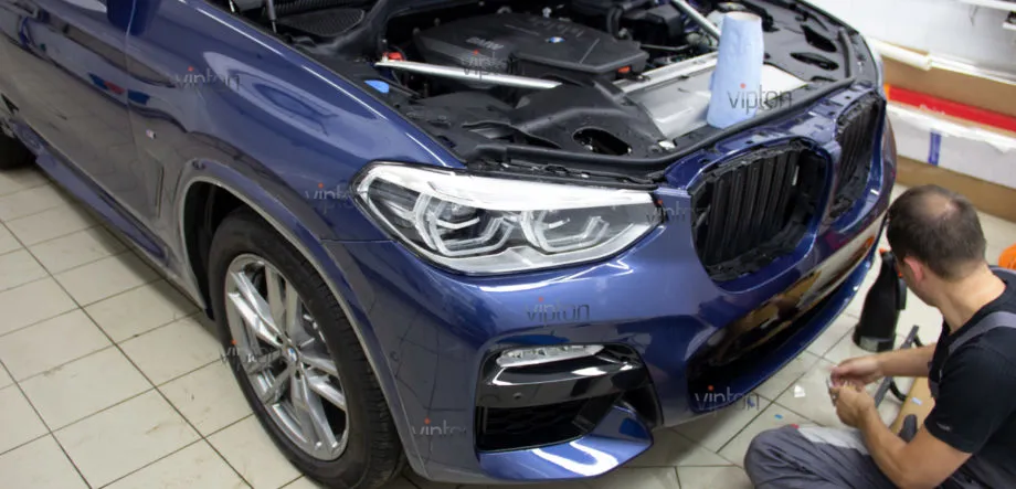 BMW X-3: LLUMAR GLOSS PPF 1